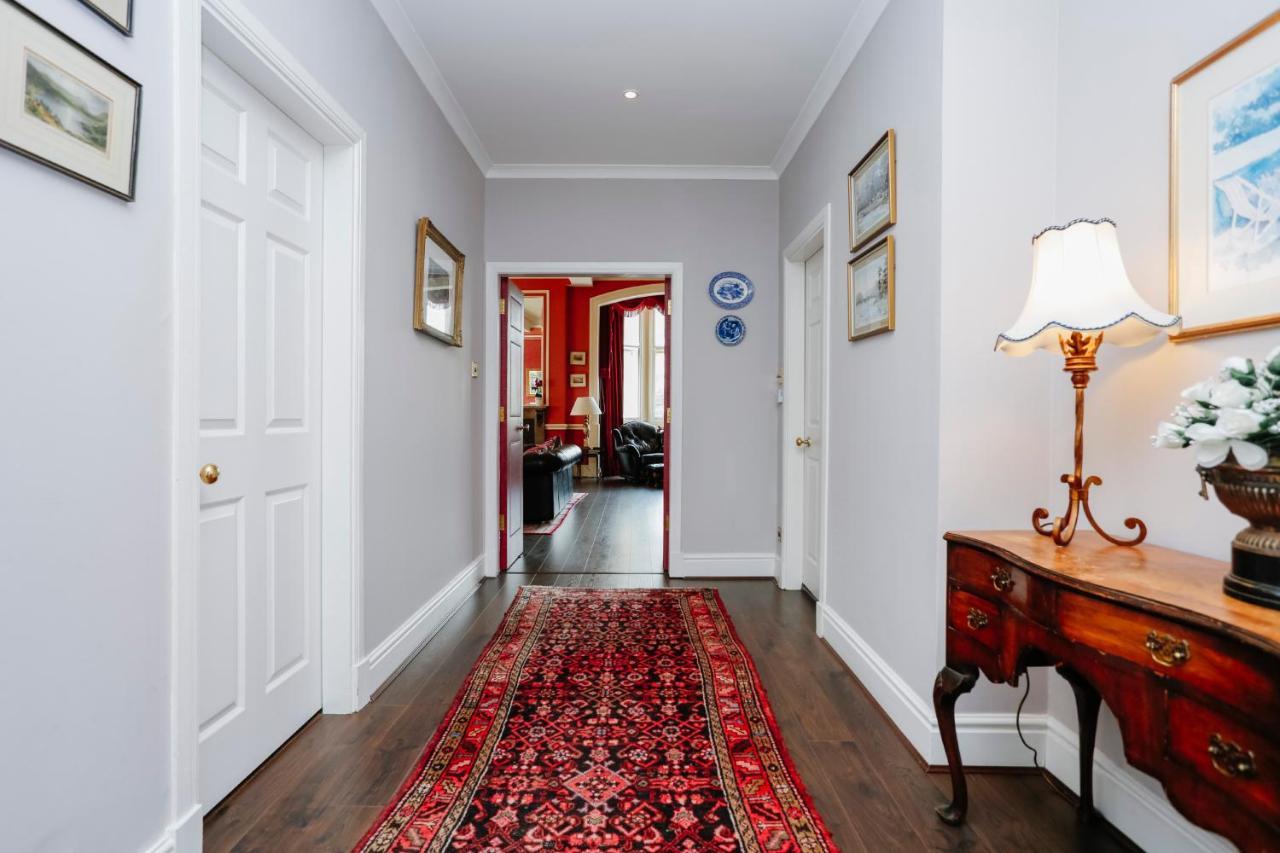 Апартаменты Royal Mile Mansions 14 Эдинбург Экстерьер фото